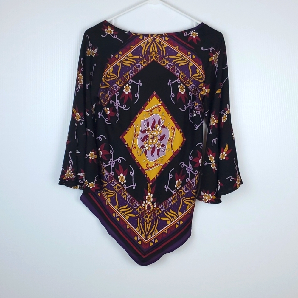 Blouse - Picture 2 of 9